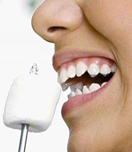 ���X�Ʉӵ�8�N�ί�������